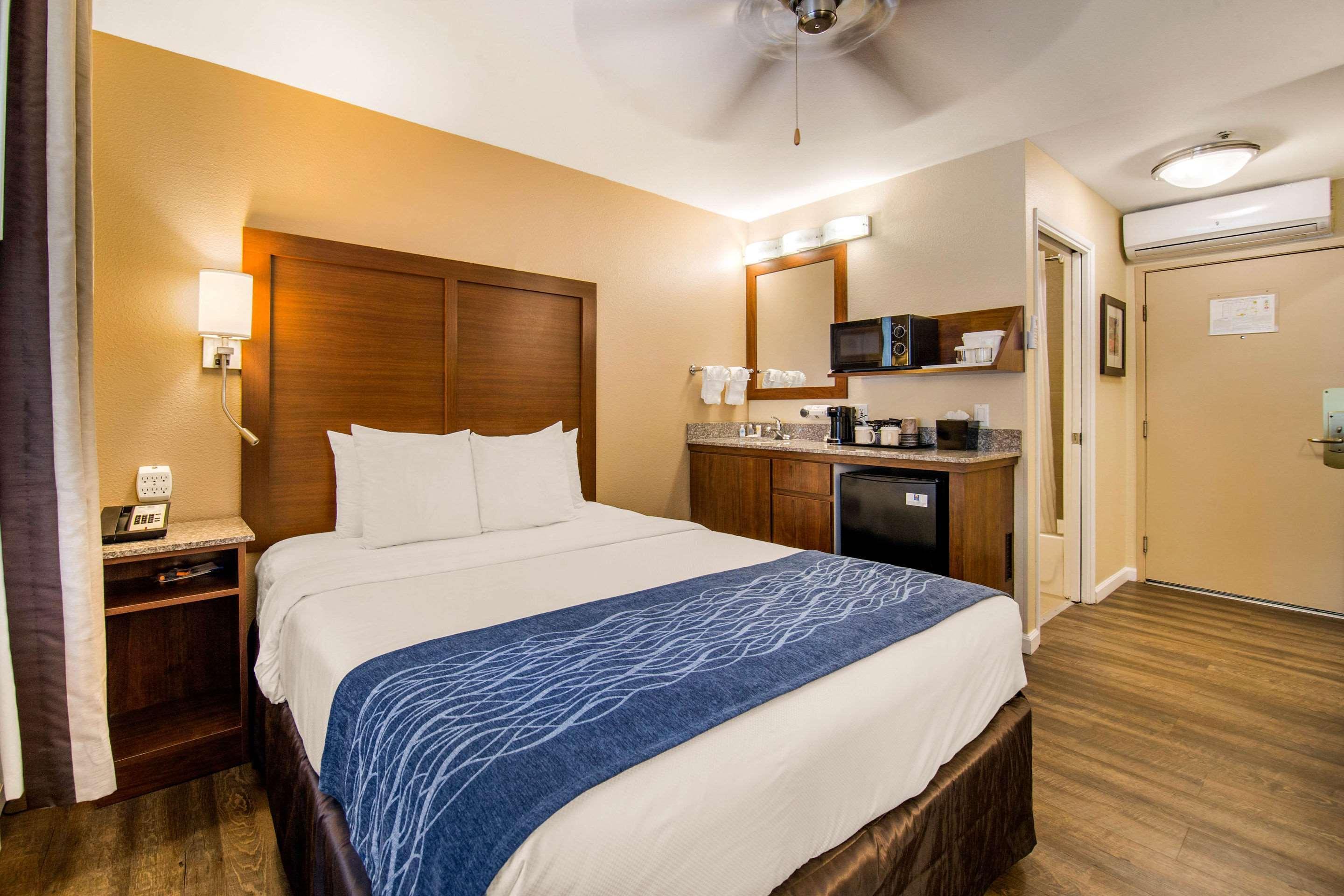 Comfort Gaslamp Convention Center Inn 3*