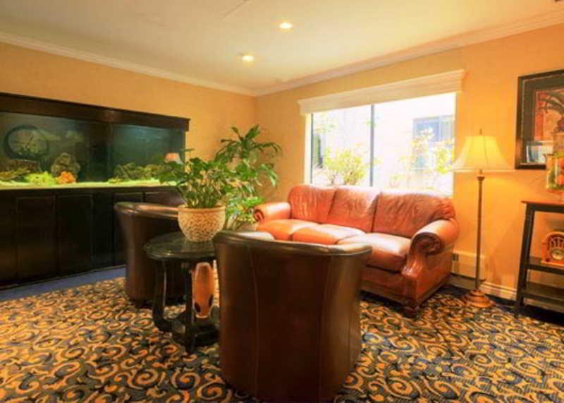 Comfort Gaslamp Convention Center 3*