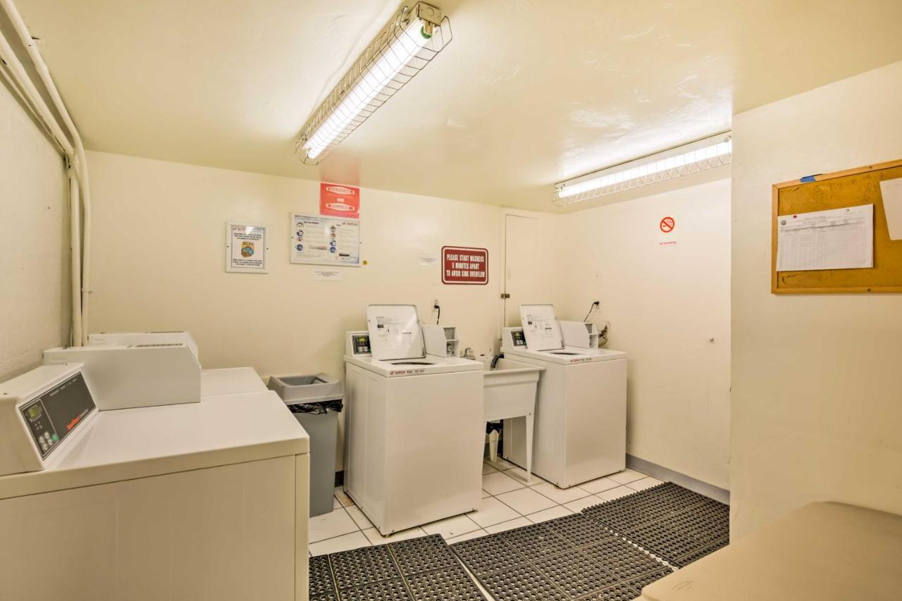 Hub With Bay Views - 1 Block To Beach! Apartment *