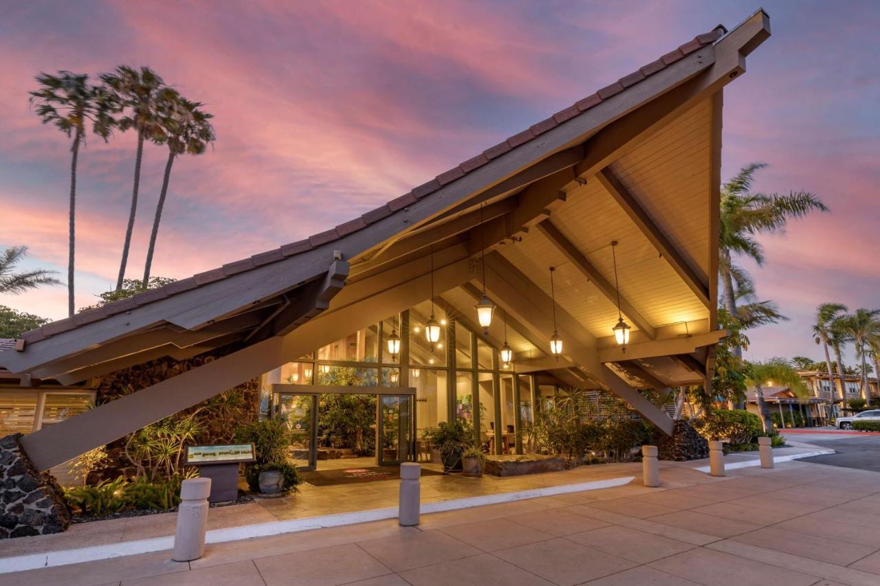 Hotel Western Island Palms & Marina 3*