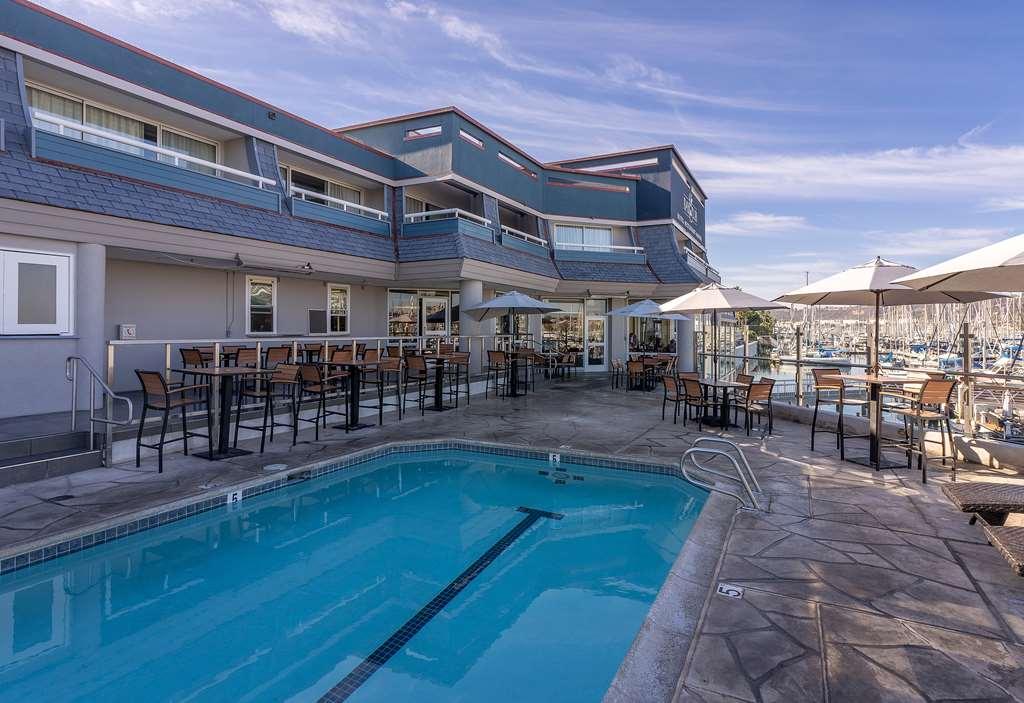 Hotel Bay Club And Marina 3*