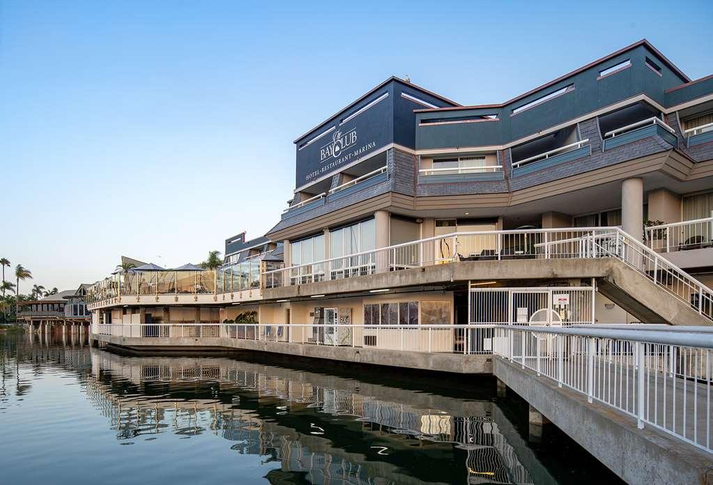 Bay Club And Marina 3*