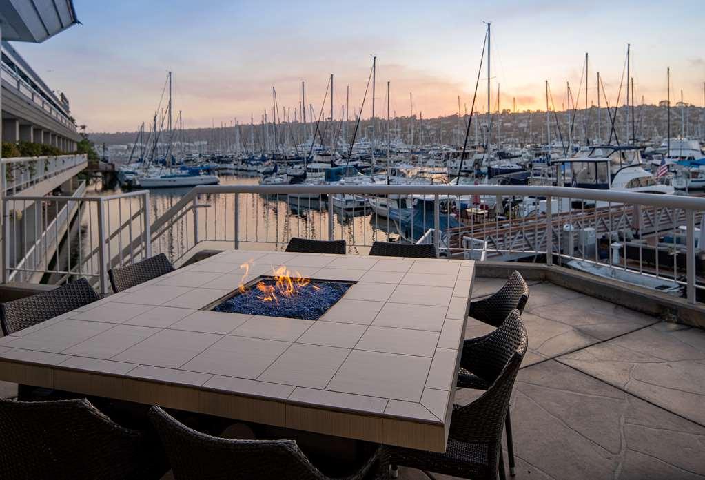 Bay Club And Marina