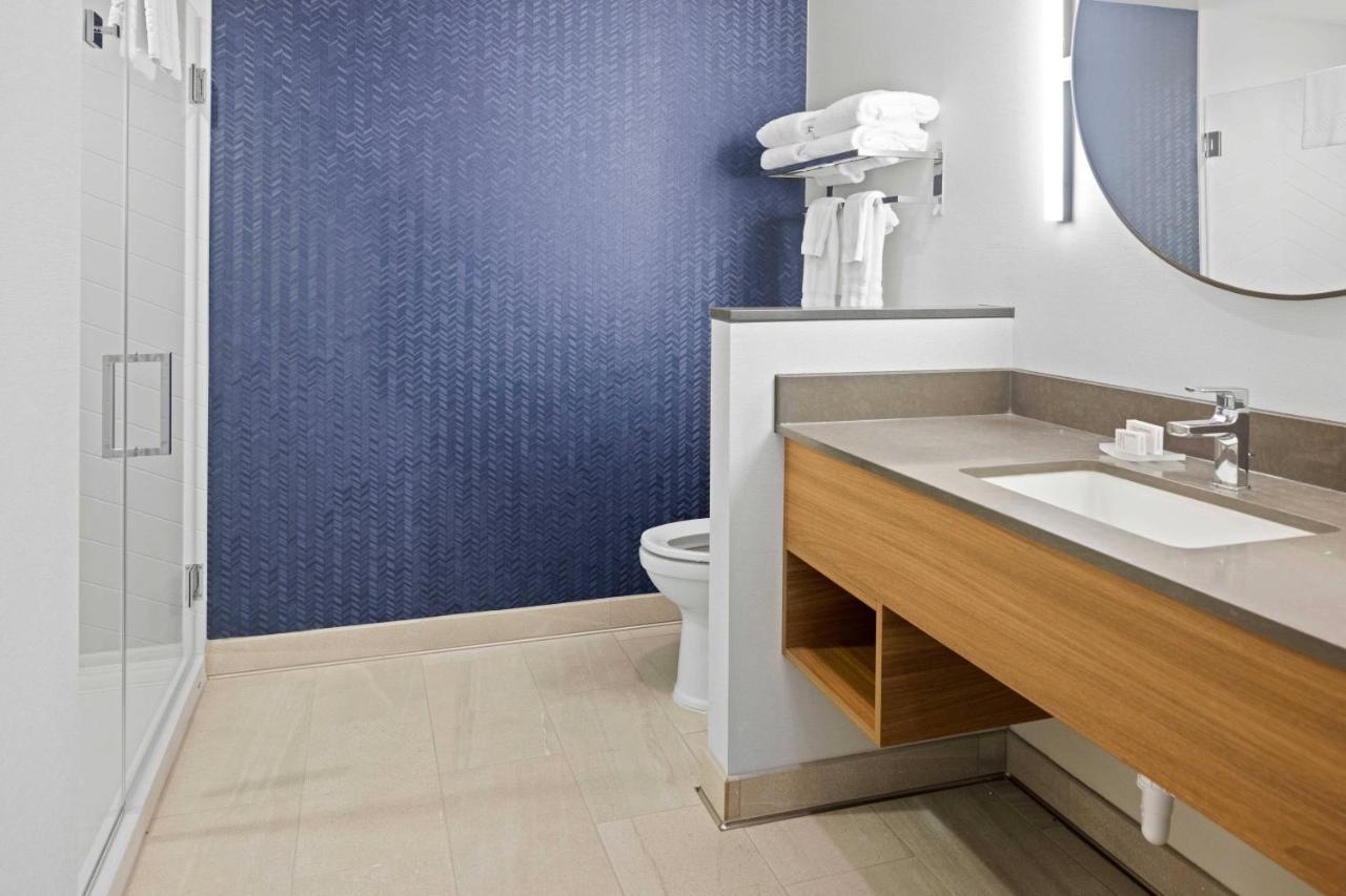Fairfield & By Marriott Pacific 2*