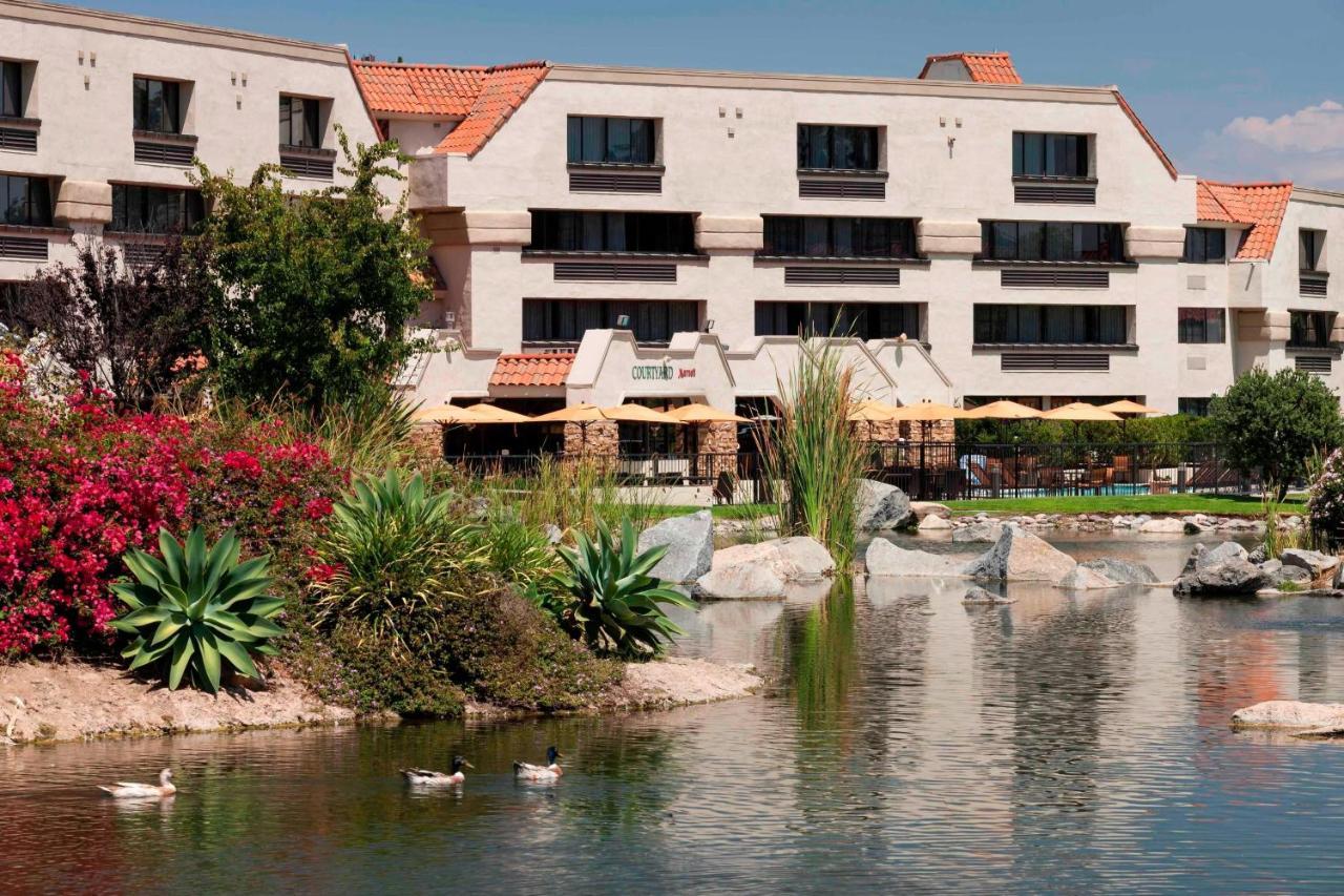 Courtyard By Marriott Rancho Bernardo 3*