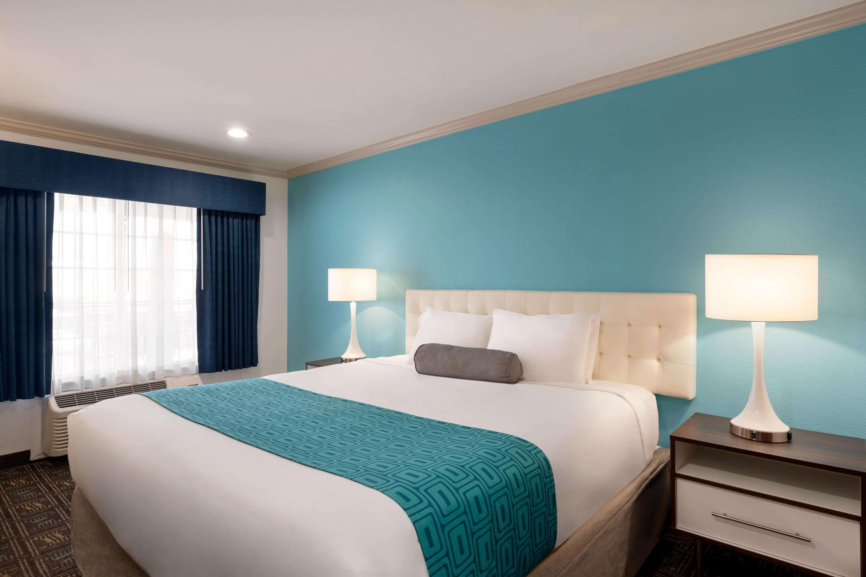Howard Johnson - Sdsu - State Hotel San Diego