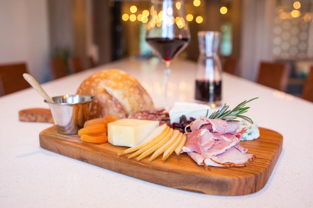Hotel Hyatt Regency La Jolla At Aventine 4*