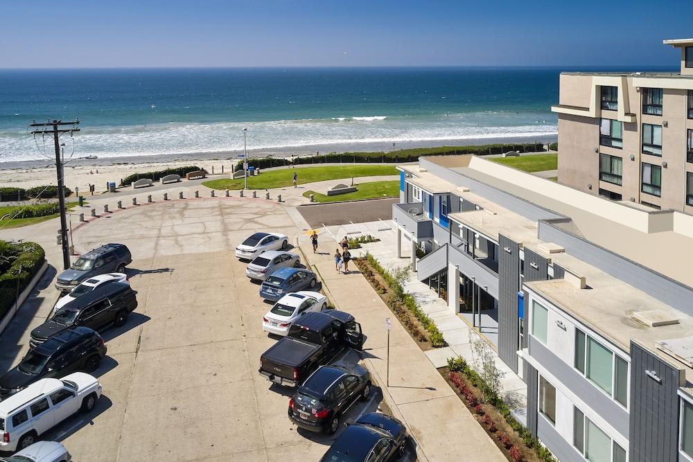 Hotel Pacific View