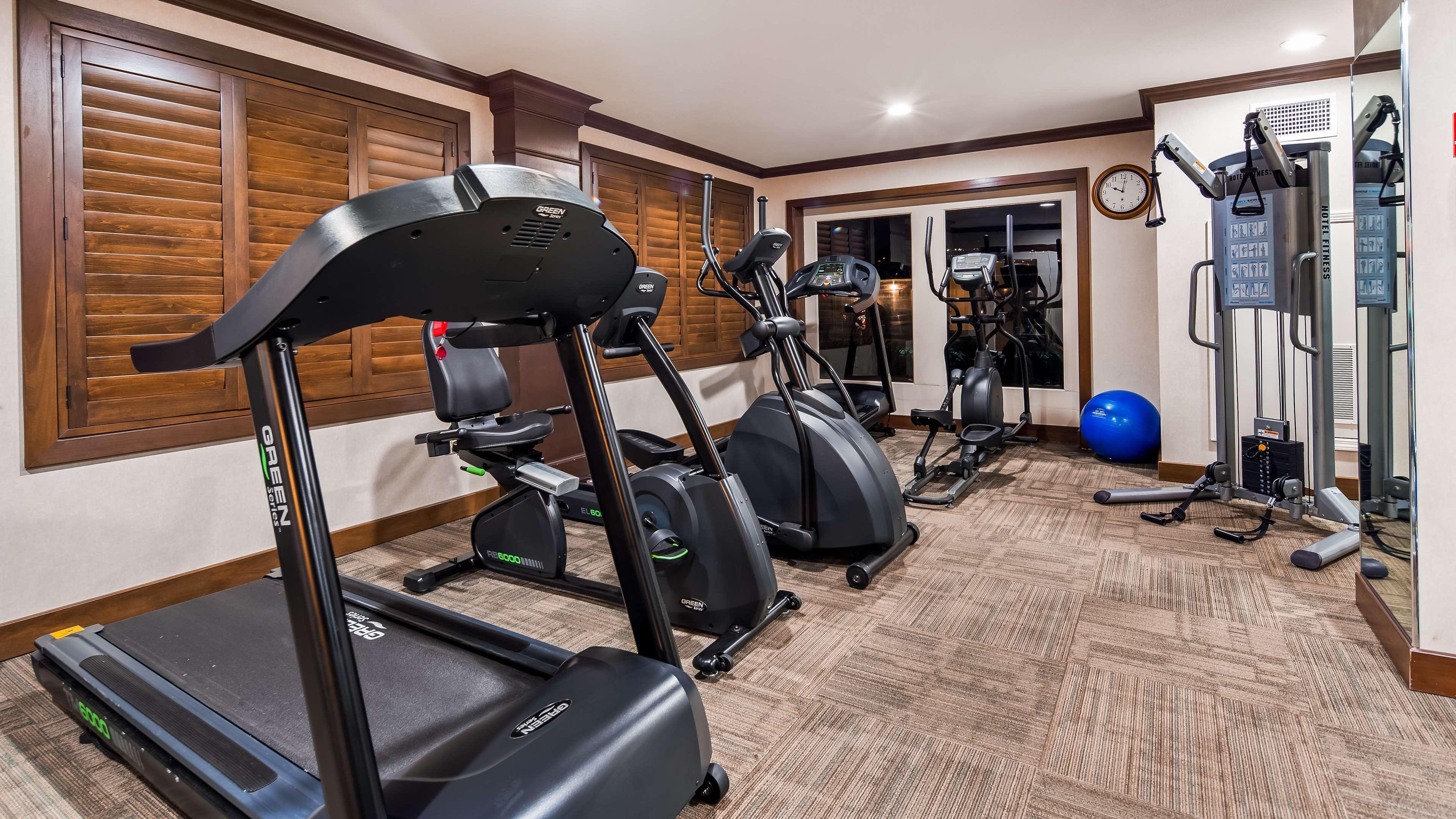 Hotel Western Island Palms & Marina 3*