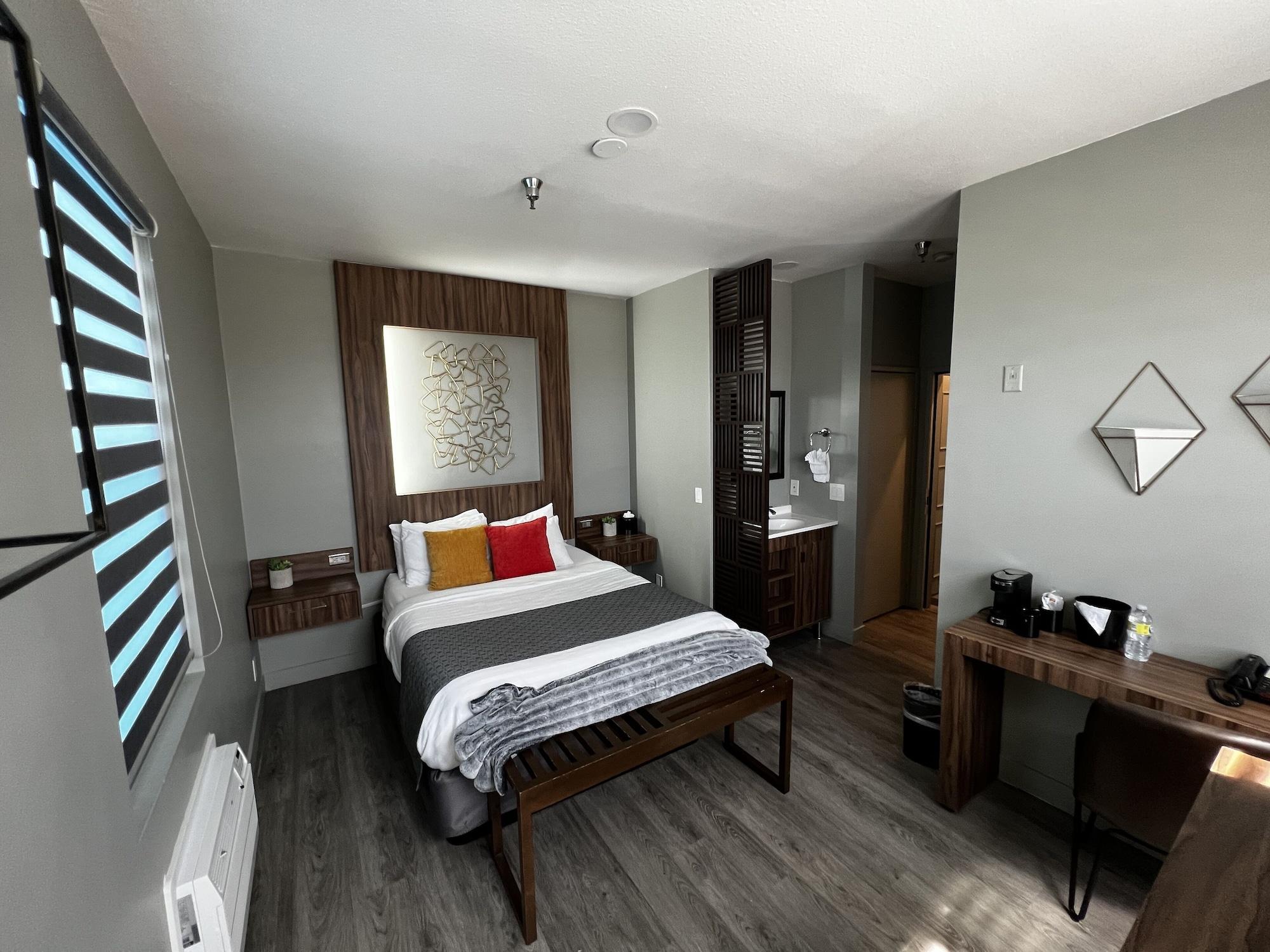 Hotel Urban Boutique Hotel- Little Italy, Downtown 3*