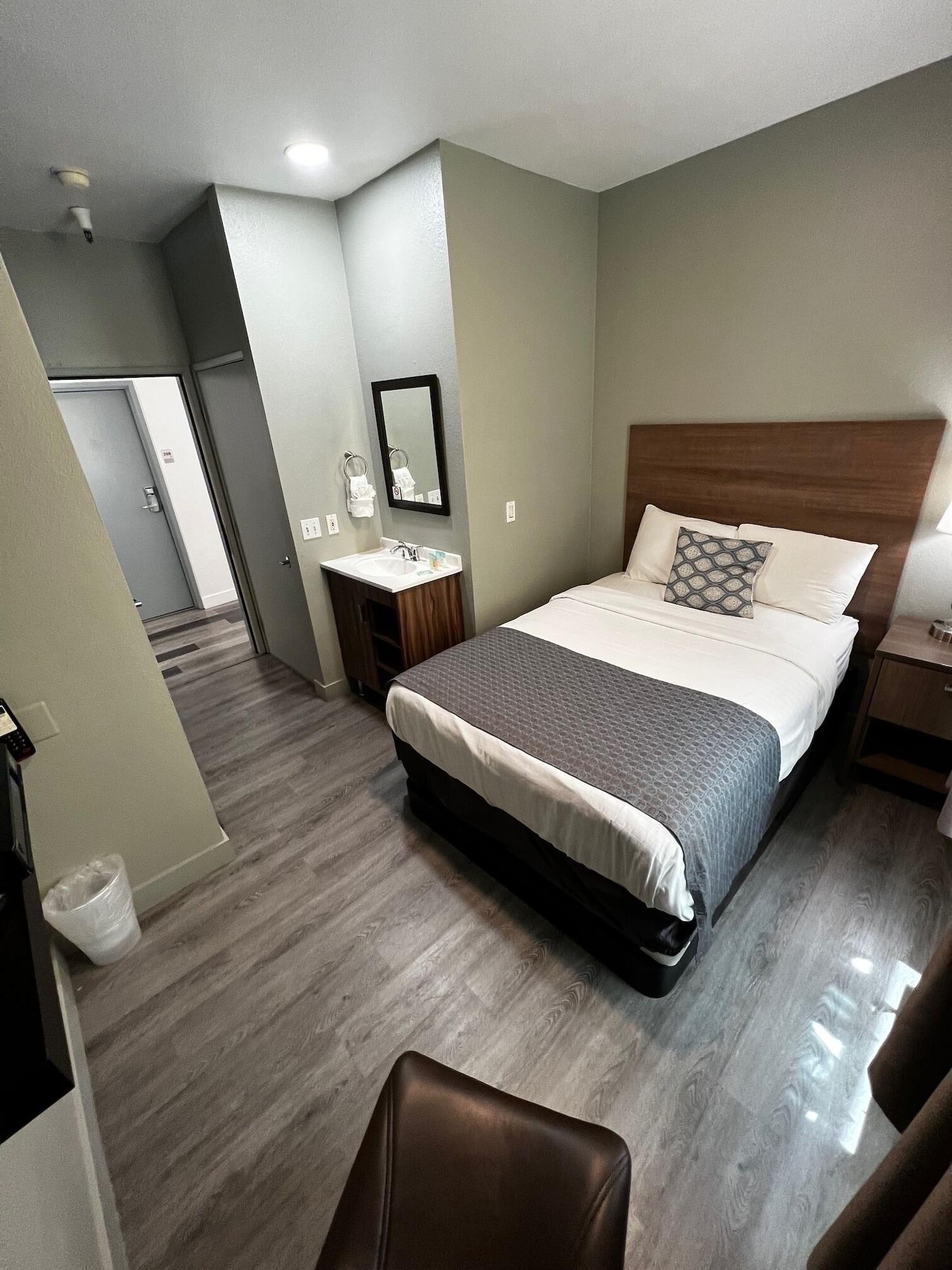 Urban Boutique Hotel- Little Italy, Downtown Hotel San Diego