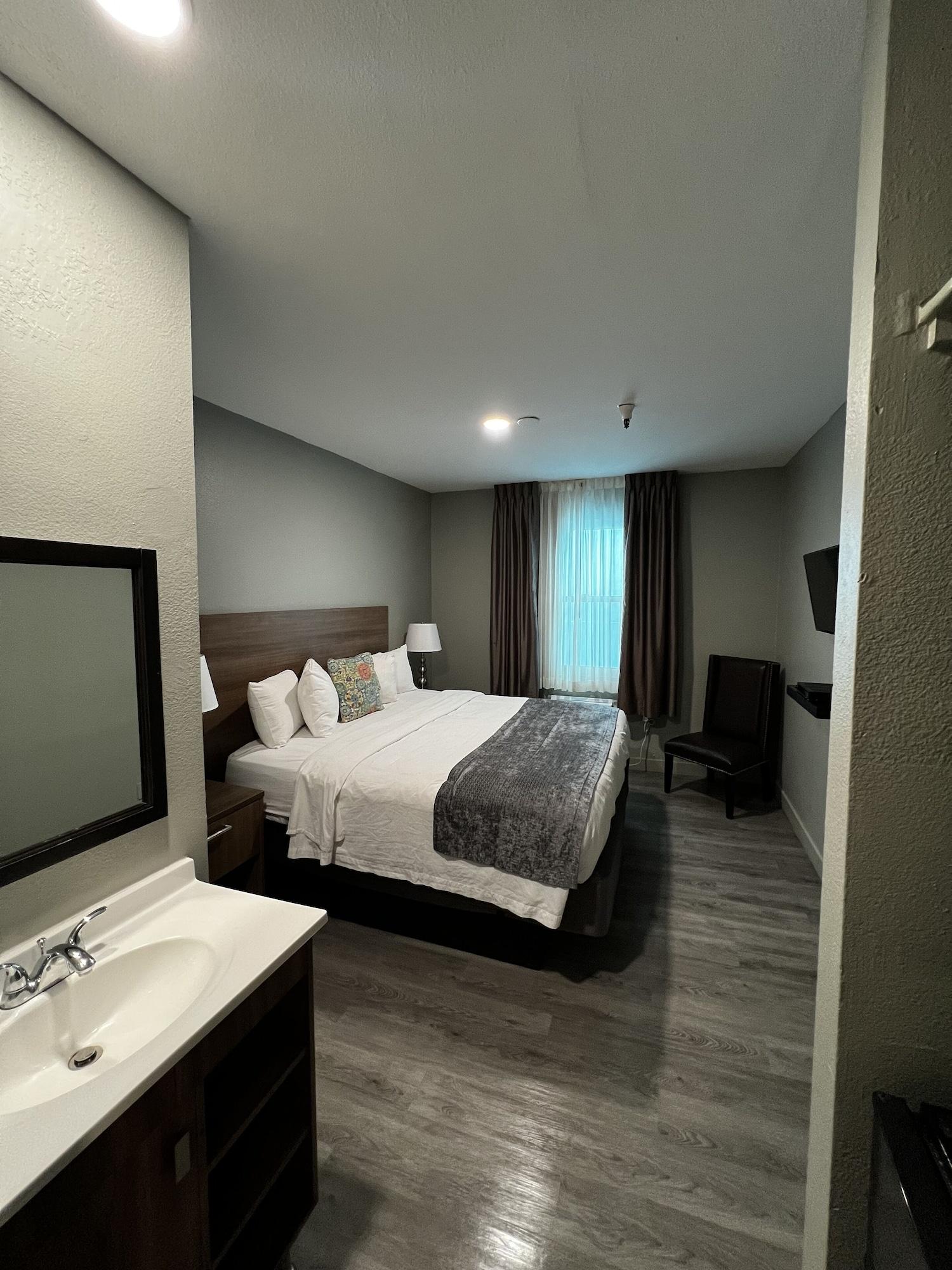 Hotel Urban Boutique Hotel- Little Italy, Downtown San Diego