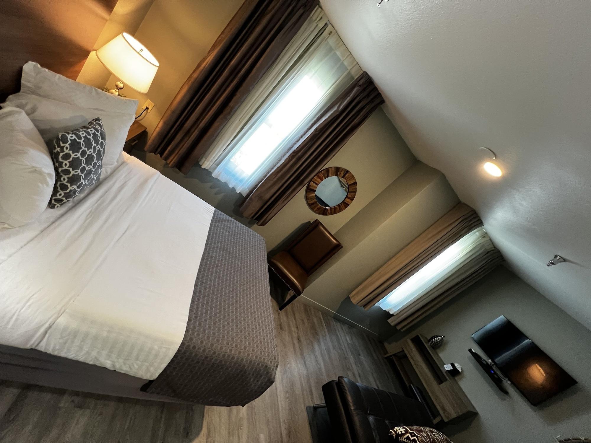 Hotel Urban Boutique Hotel- Little Italy, Downtown 3*