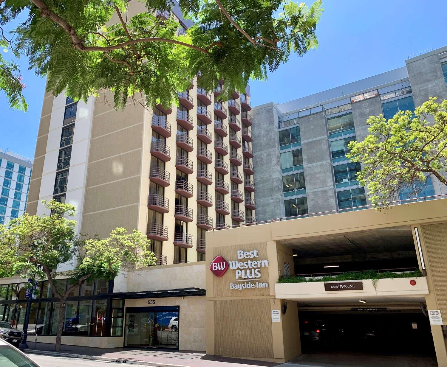 Western Bayside 3*