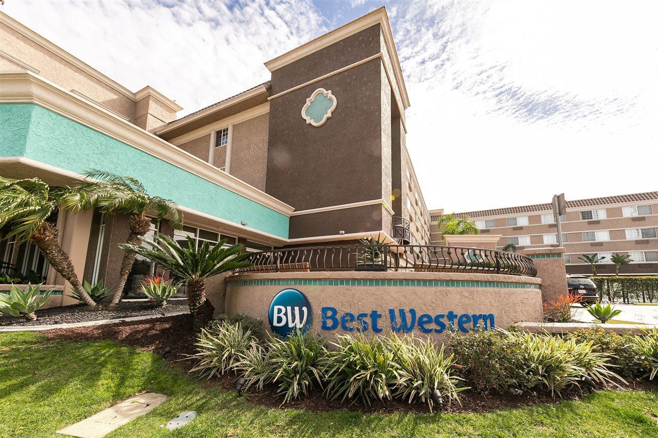 Western & Zoo -seaworld Area Hotel San Diego