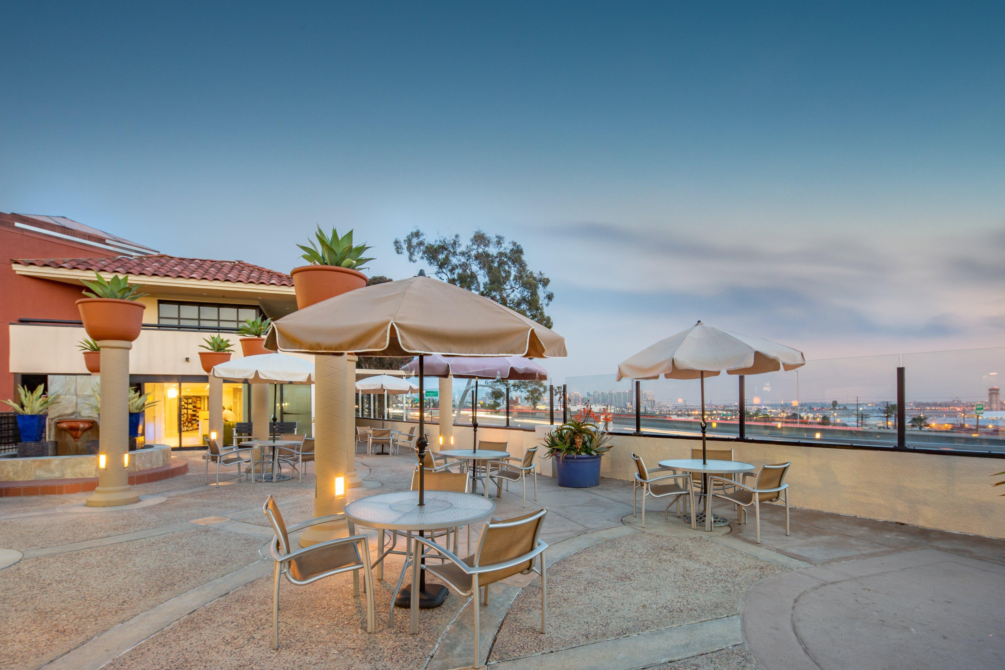 Hotel Express Airport-old Town By Ihg 2*