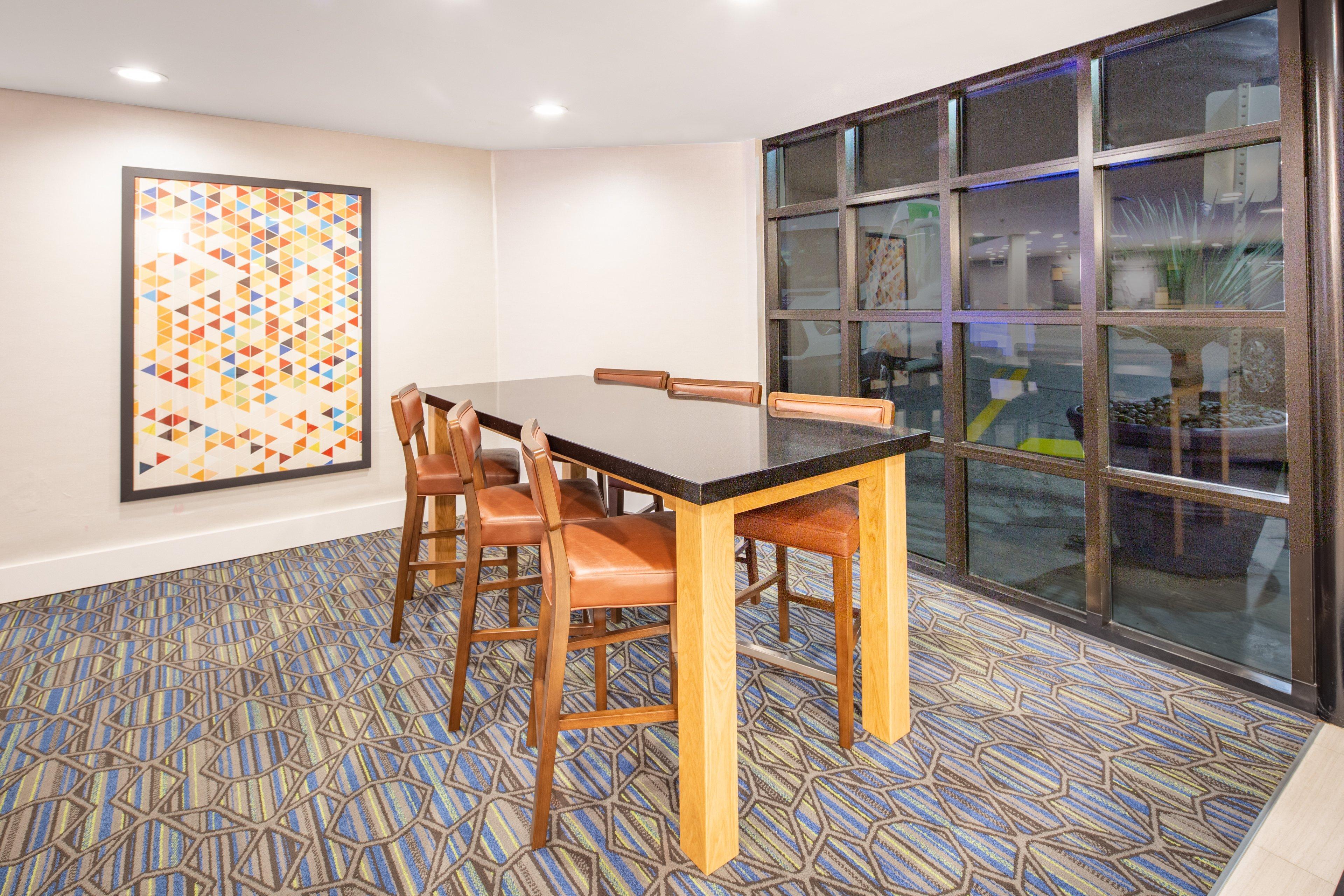 Hotel Express Airport-old Town By Ihg San Diego