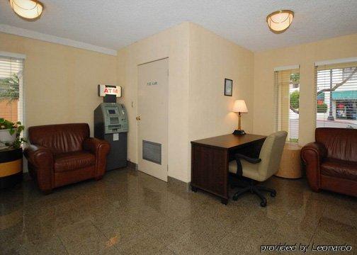 Baymont By Wyndham Downtown