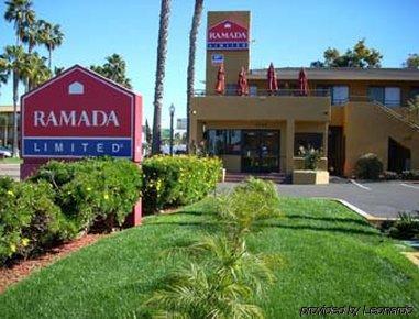 Ramada By Wyndham Near Seaworld / Mission