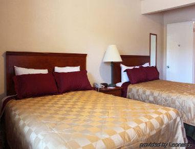 Ramada By Wyndham Near Seaworld / Mission 2* San Diego