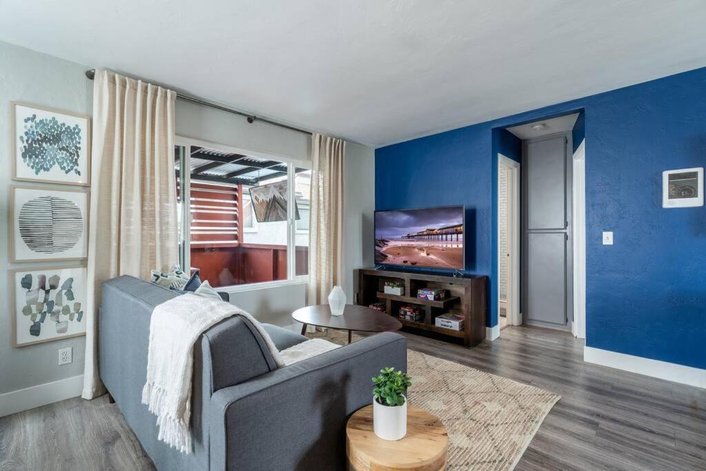 Porchlight Free Parking San Diego