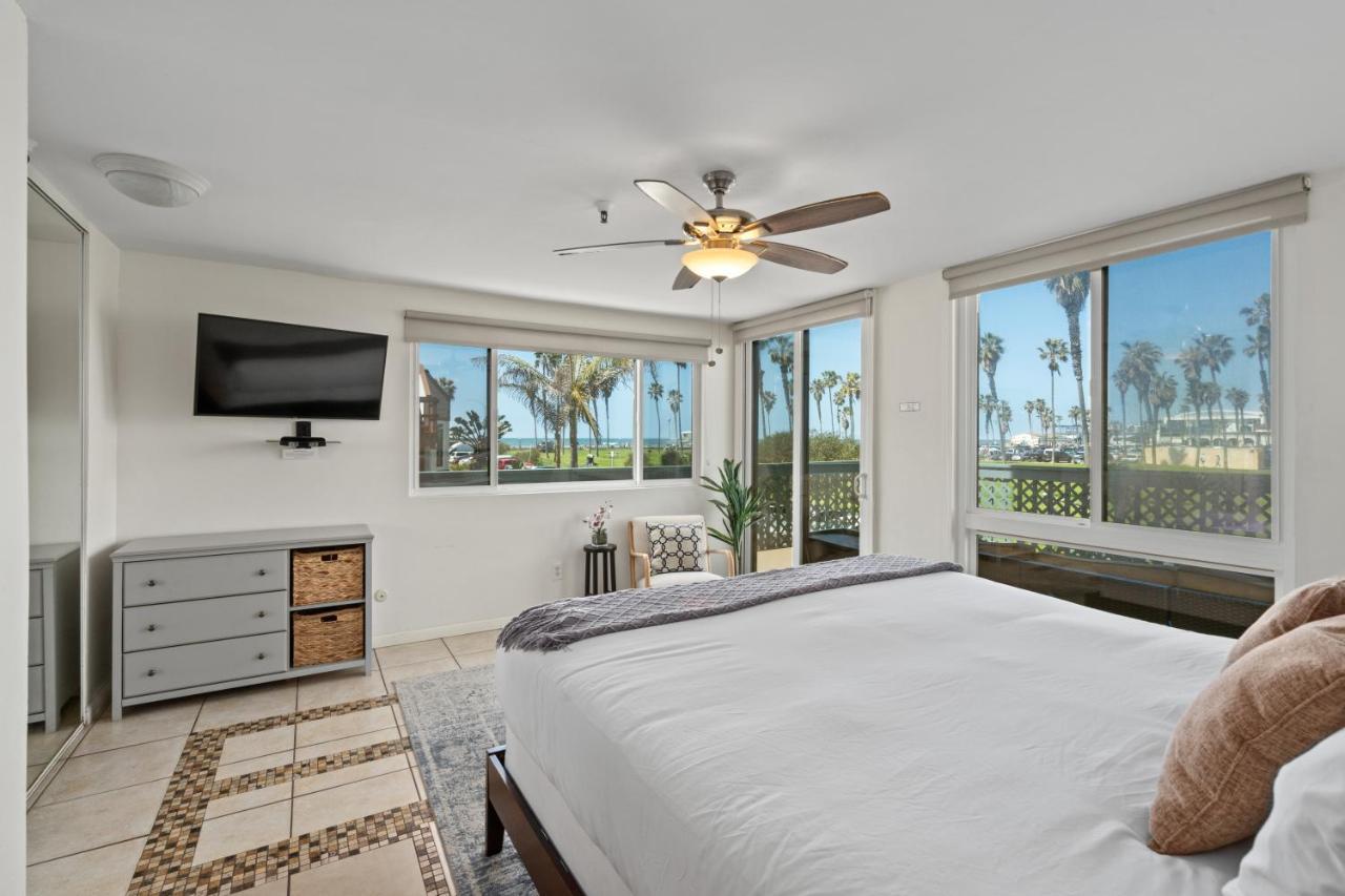 Belmont Ocean Views - Massive Private Deck, Grill & Parking San Diego