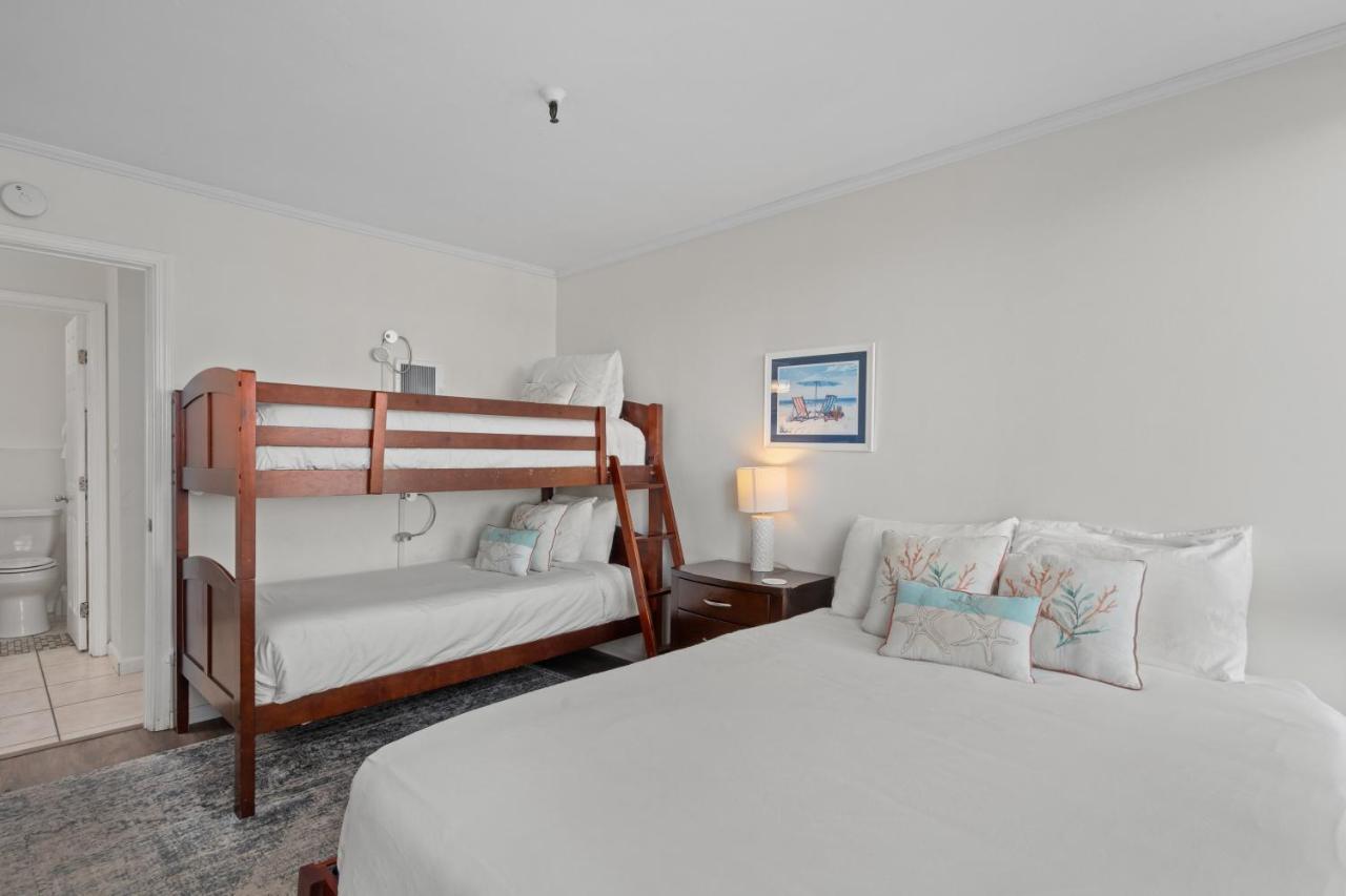 Holiday home Belmont Ocean Views - Massive Private Deck, Grill & Parking San Diego
