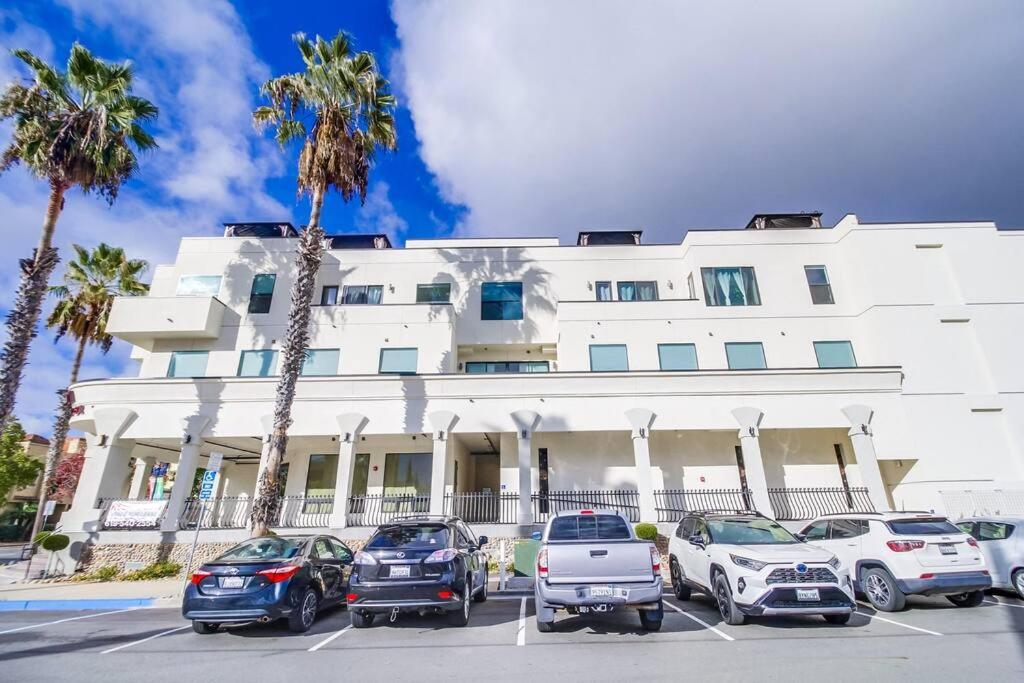 Apartment Park Blvd Paradise 303 King Bed With A Private