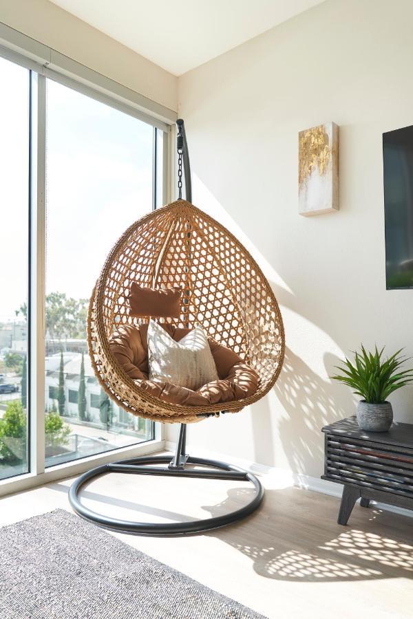 Apartment New Organic Modern Luxury 1bd/1ba- Close To Everything!