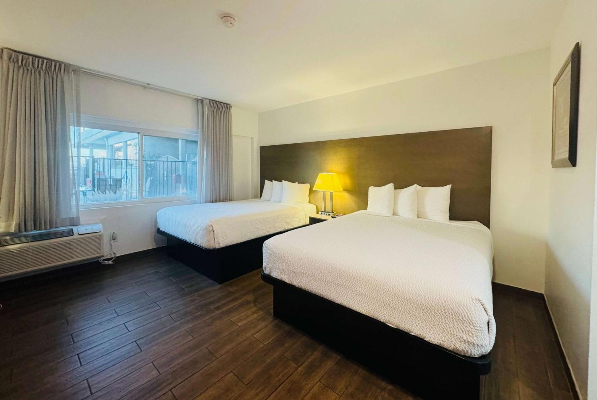 Ramada By Wyndham Airport