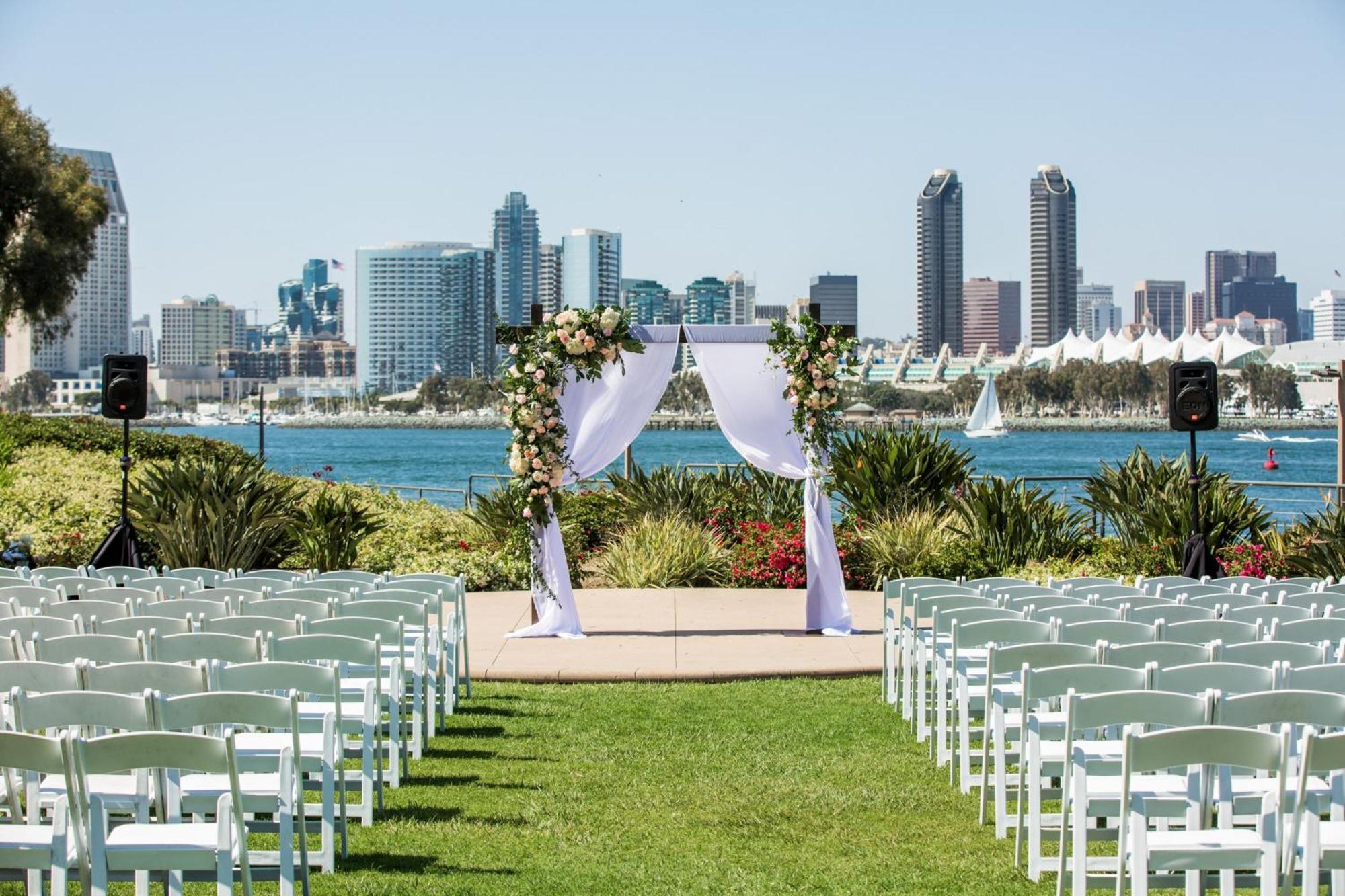 Resort Coronado Island Marriott & 4*