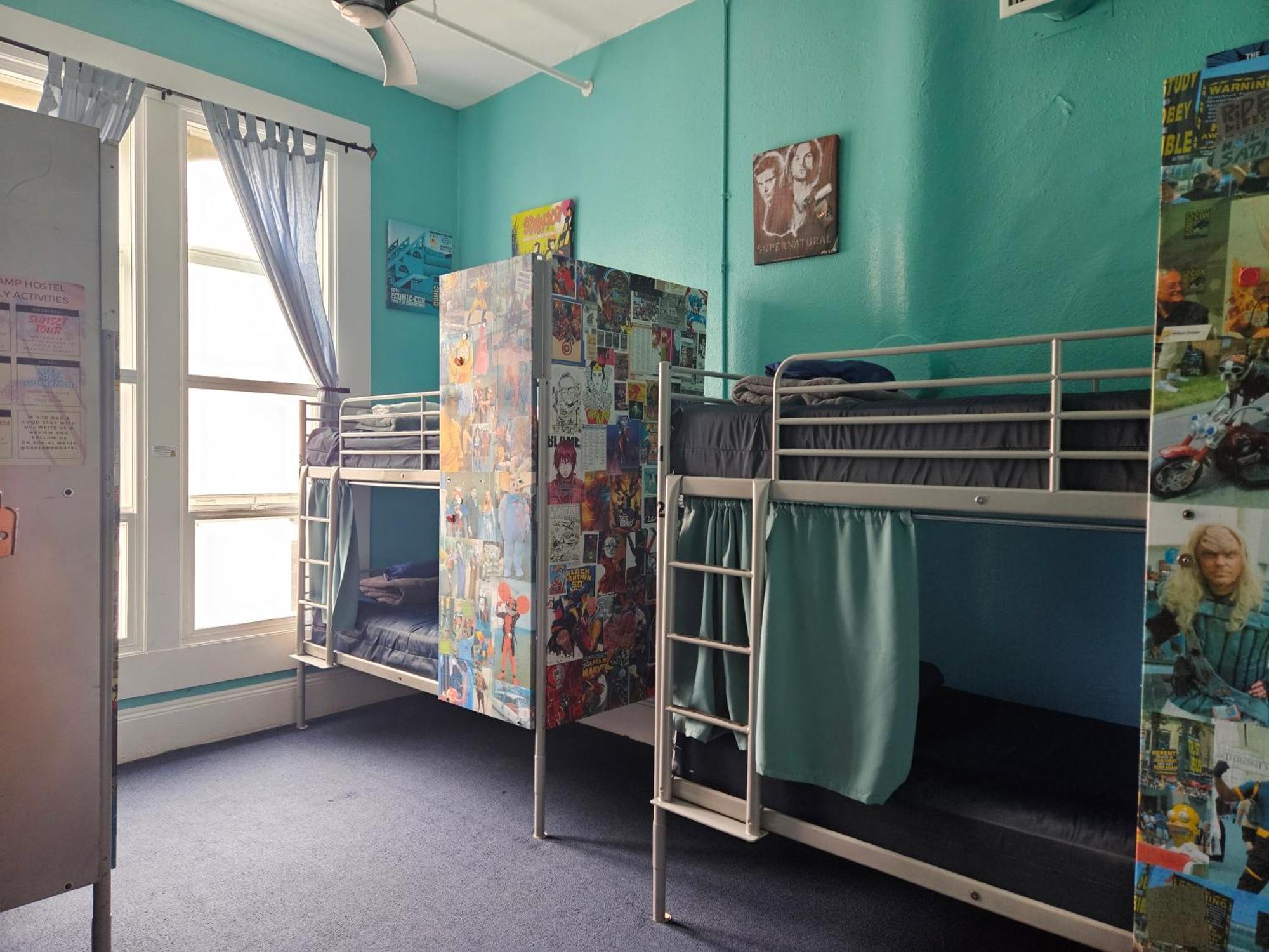 Gaslamp Hostel *