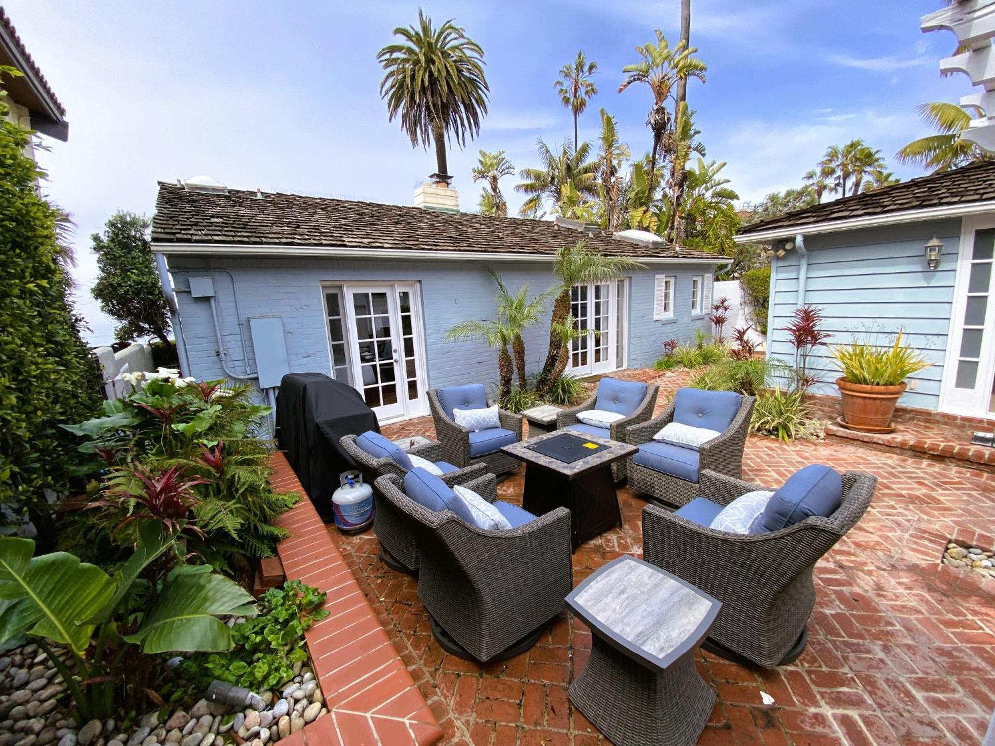 Oceanfront Dog Friendly With Waterfront Porch, Gas Grill, Hot Tub & Fire Pit * San Diego