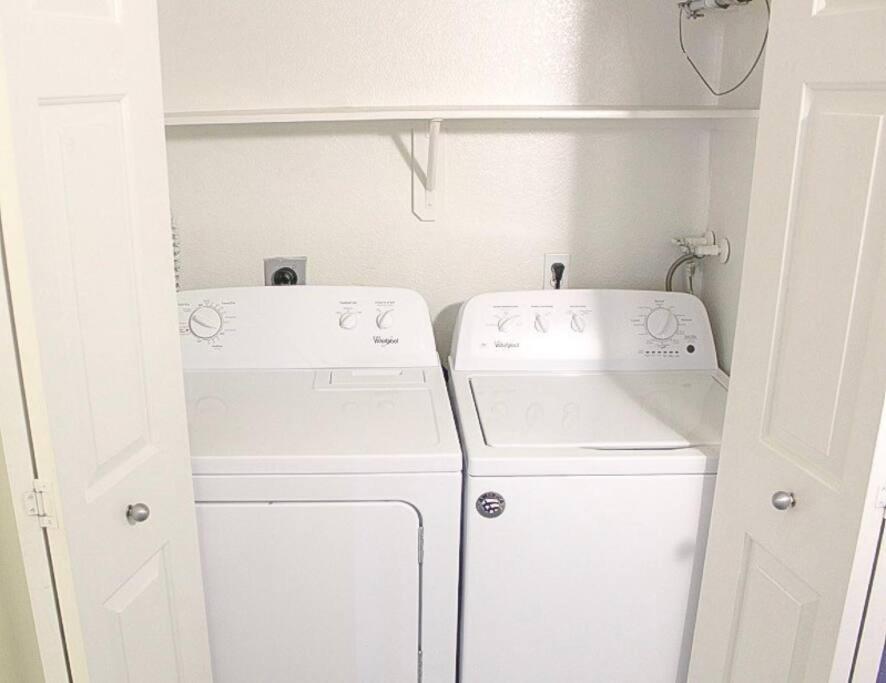 Apartment Modern 1br In Heart Of Utc - Close To Beaches, Shopping, Dining, Ucsd *