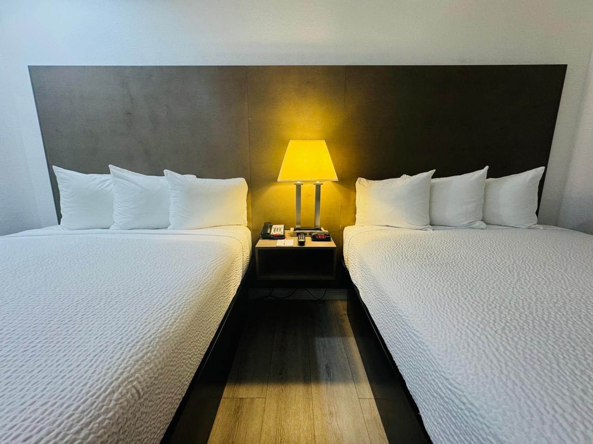 Ramada By Wyndham Airport 2* San Diego