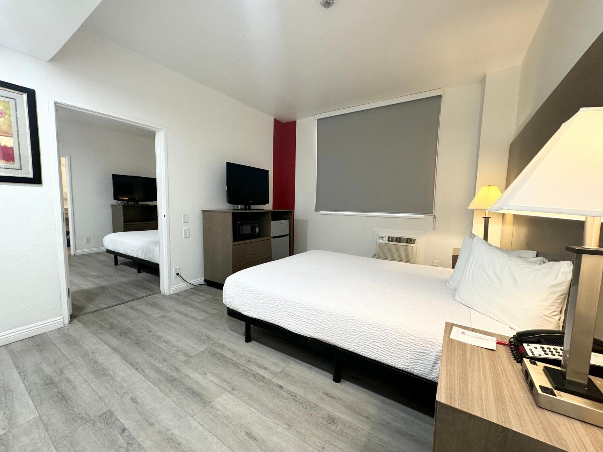Ramada By Wyndham Airport
