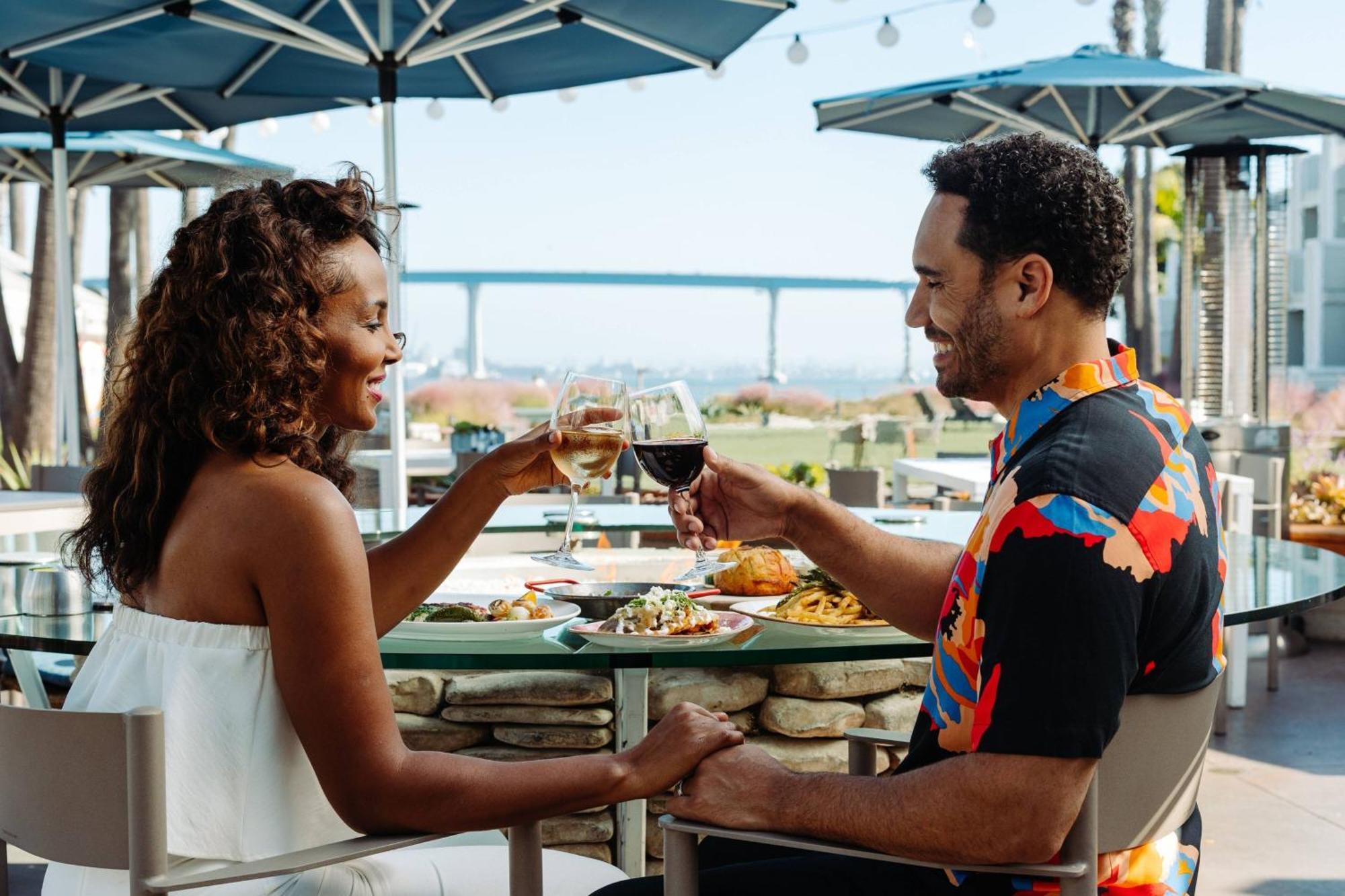 Coronado Island Marriott & 4*