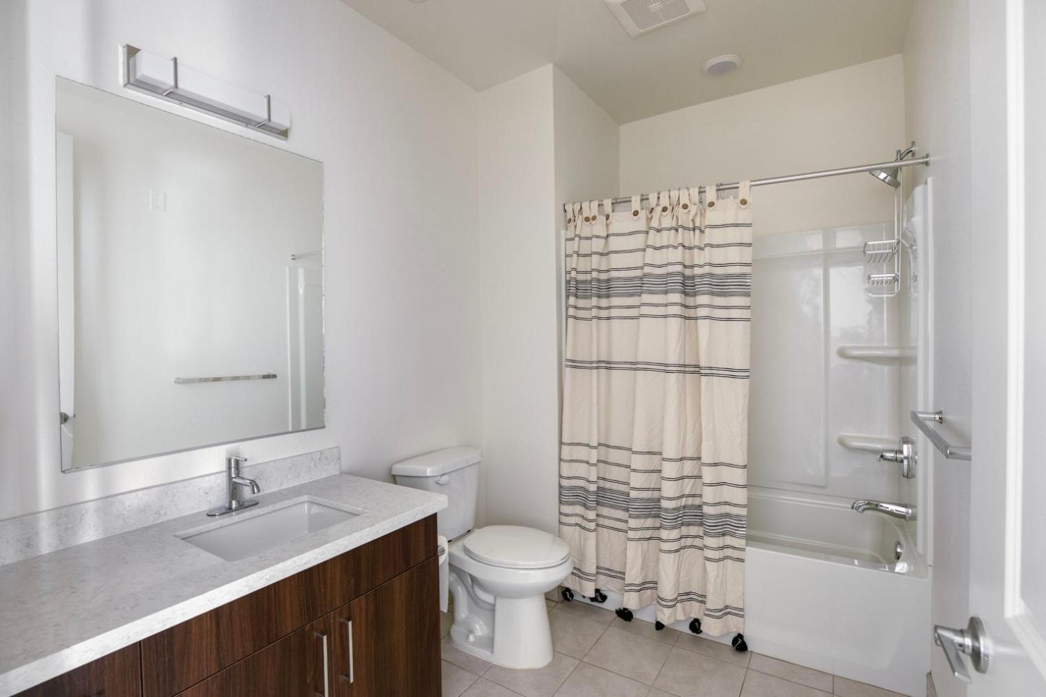 North Park 1br W Entertainment Wd Nr Shops San-35