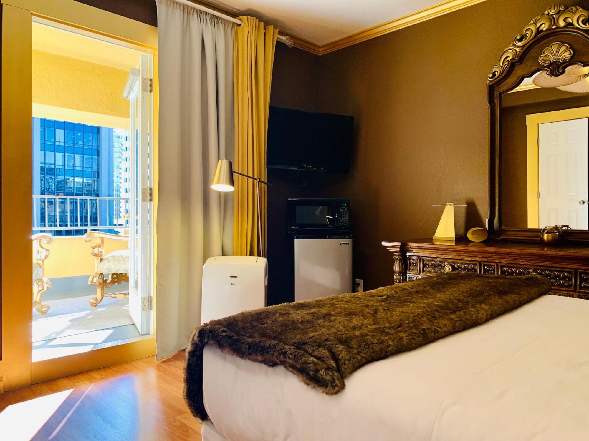The Chadwick Hotel *