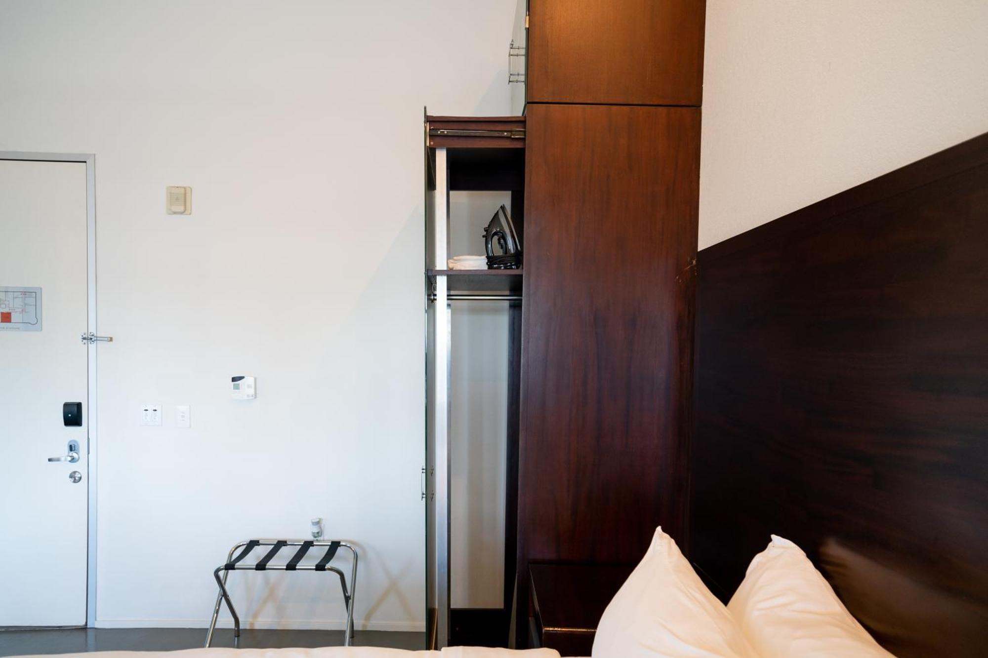Keating Hotel