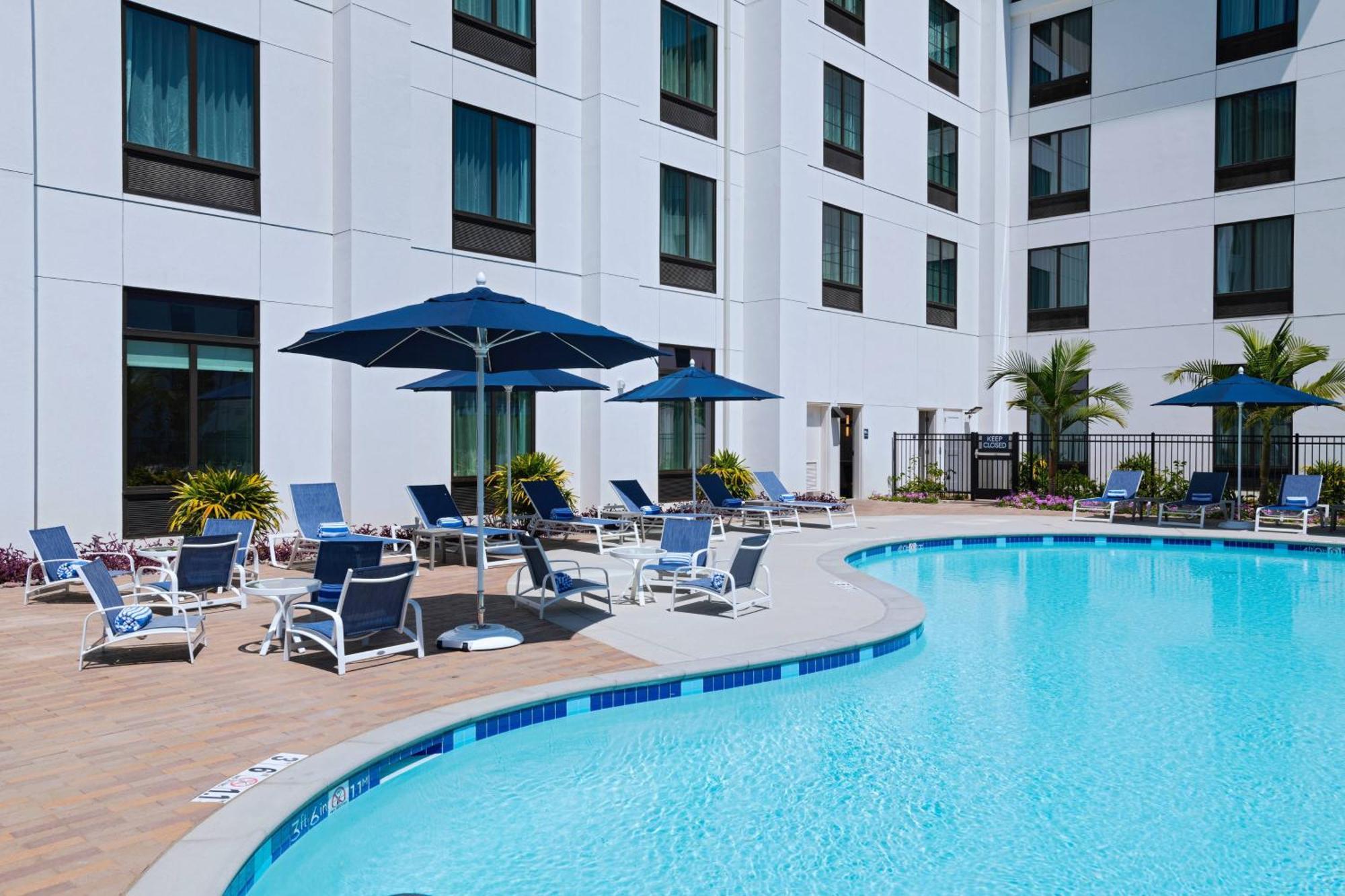 Hotel Towneplace By Marriott Airport/liberty Station 3*