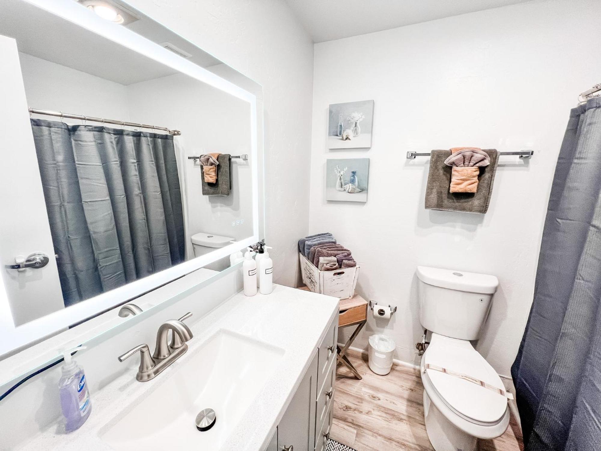 Hotel Gaslamp 2bdrm1ba - W Parking & 4 Beds #304
