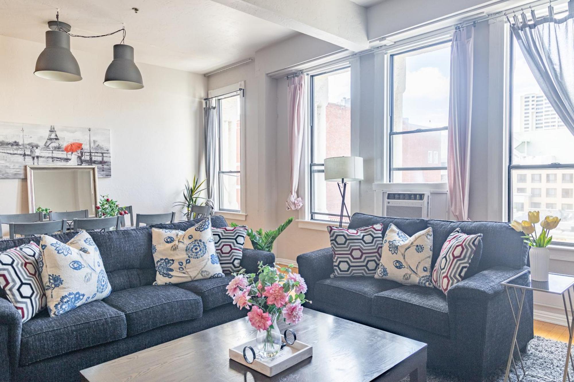 Greely Gaslamp - Loft W Parking & 4 Beds #401 * San Diego
