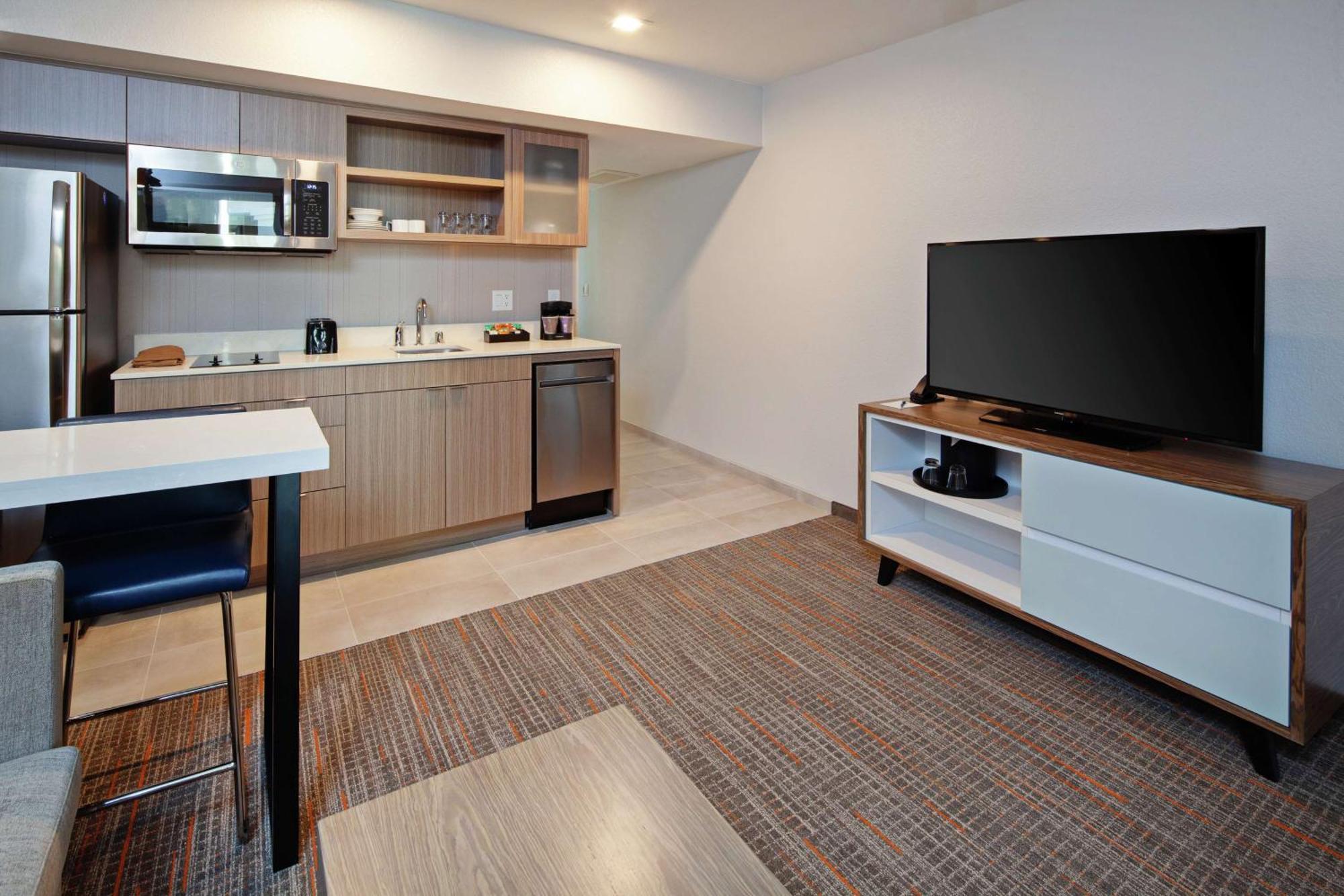 Hotel Homewood By Hilton San Diego