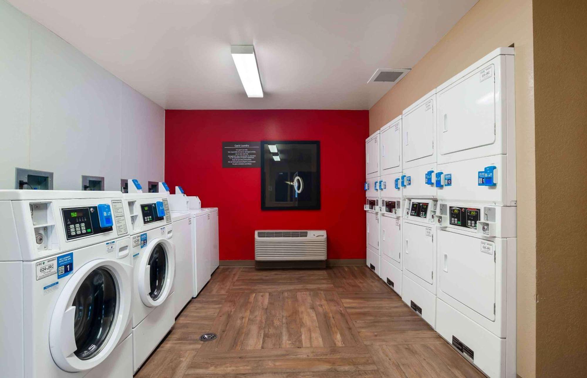 Extended America - - Circle Hotel San Diego