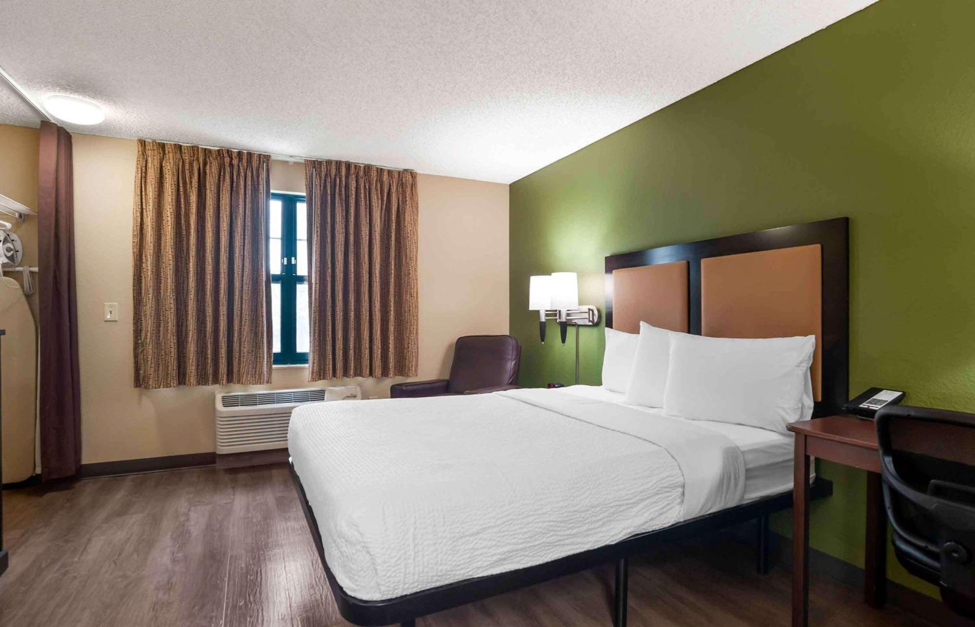 Extended America - - Circle Hotel 2*