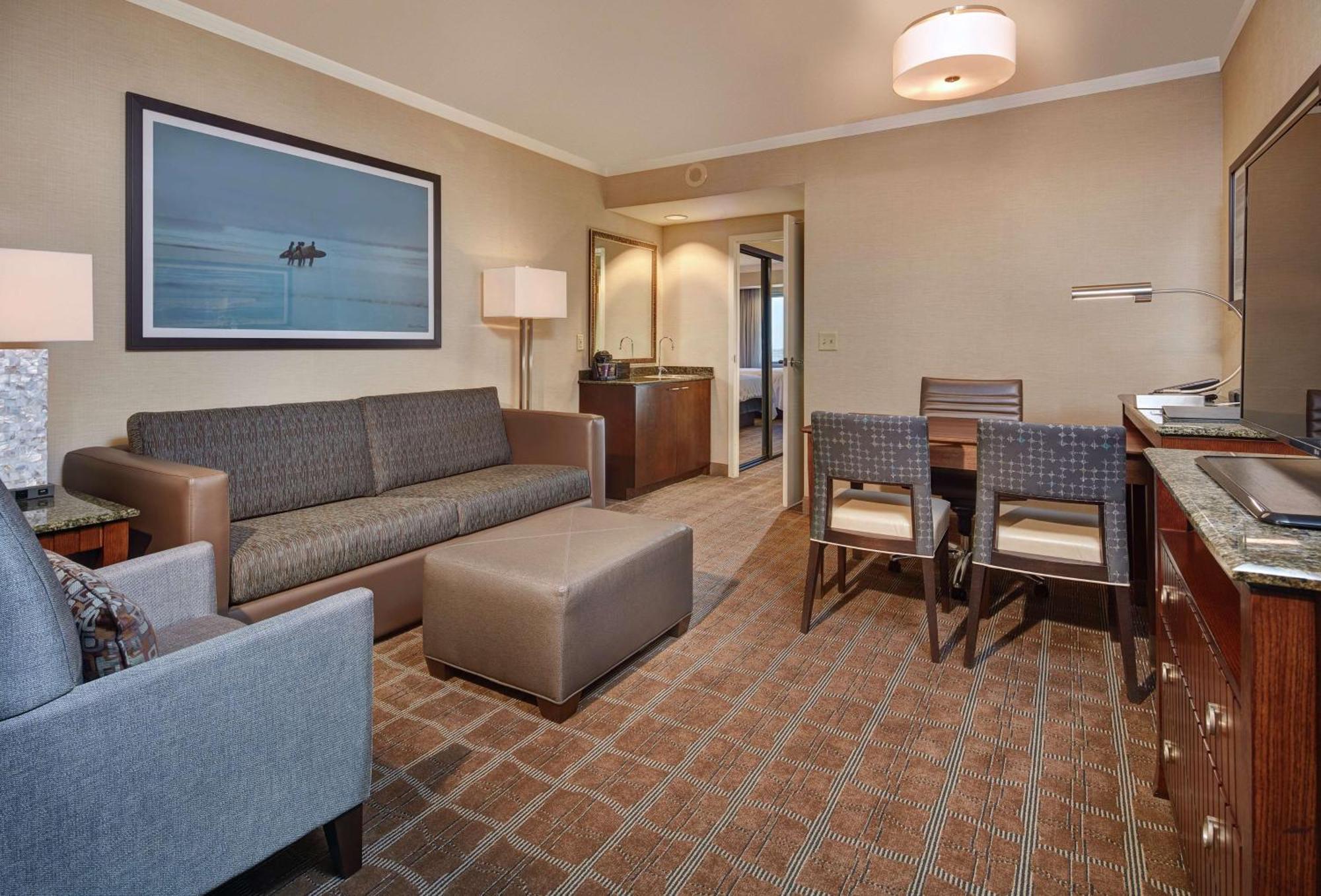 Embassy By Hilton La Jolla 4* San Diego