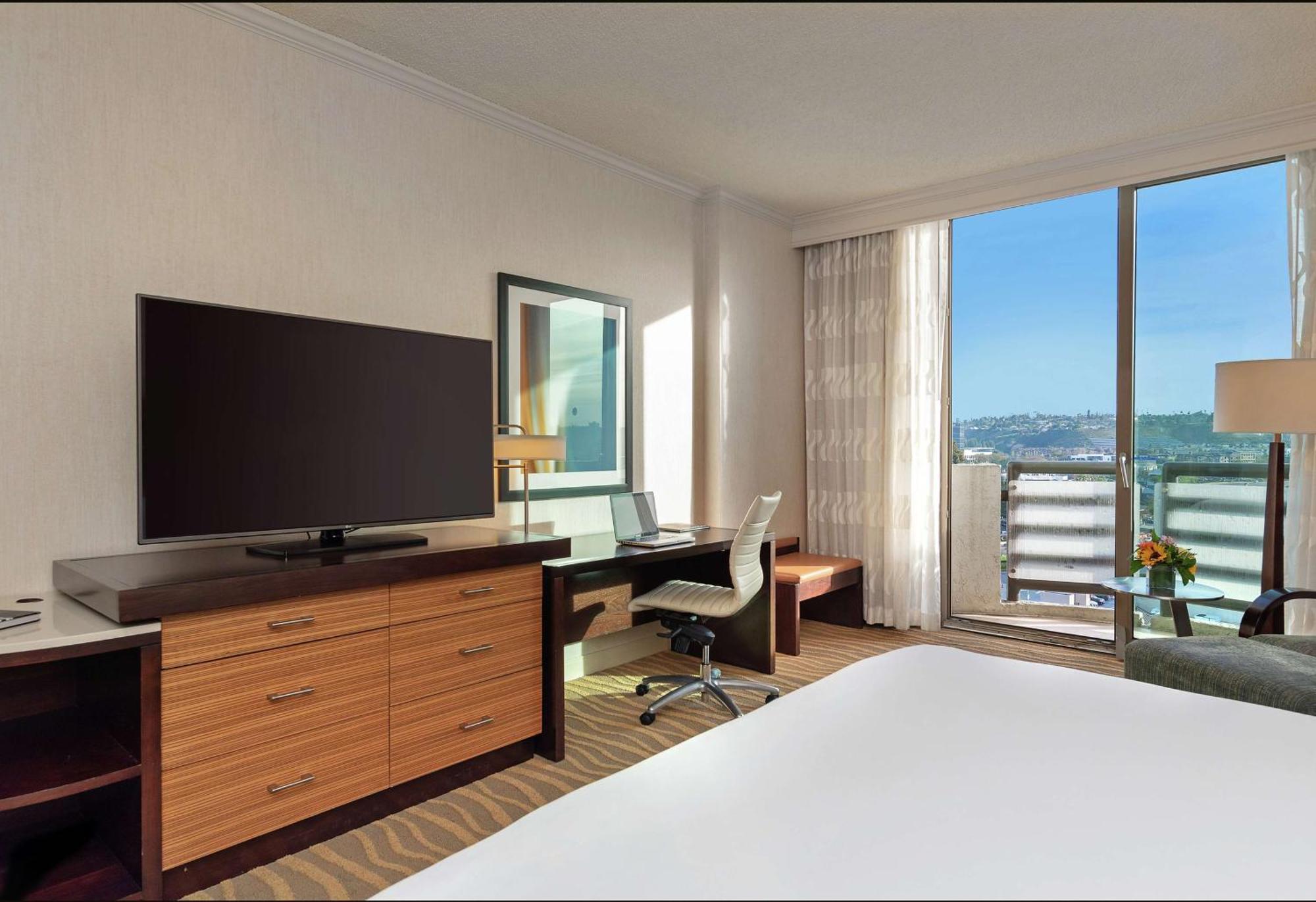 Hotel Doubletree By Hilton San Diego-mission Valley San Diego