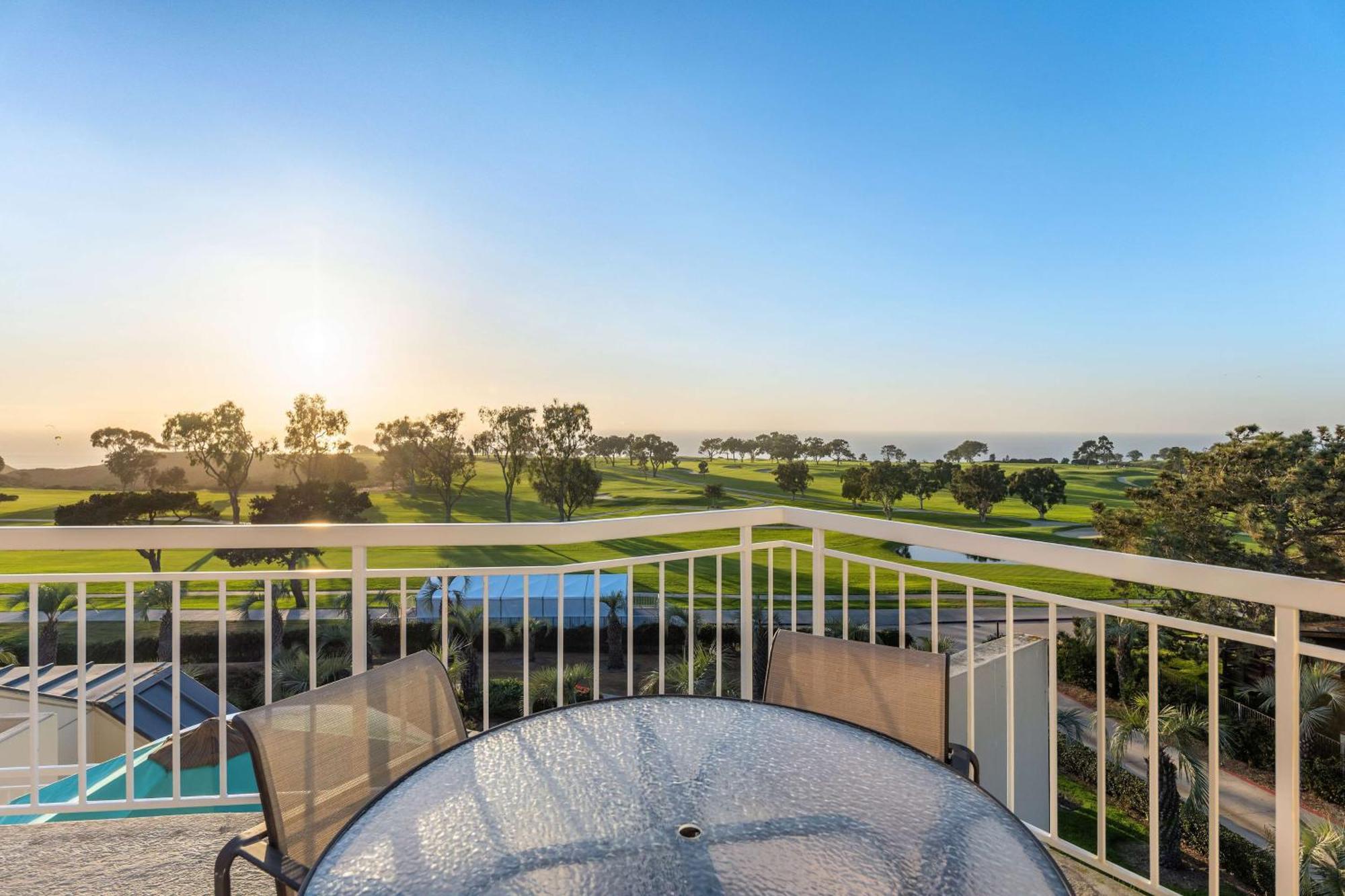 Hilton La Jolla Torrey Pines Resort 4*