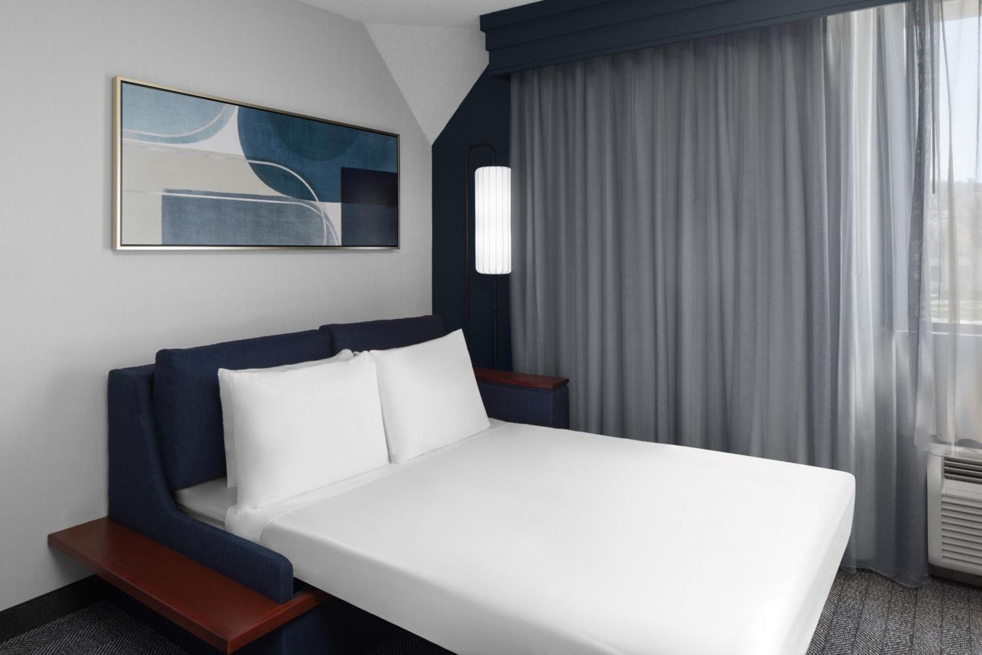Courtyard By Marriott Rancho Bernardo Hotel 3*